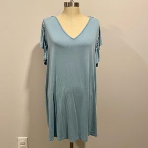 Time and Tru Blue Maternity Flutter Sleeve Tunic Size XXL